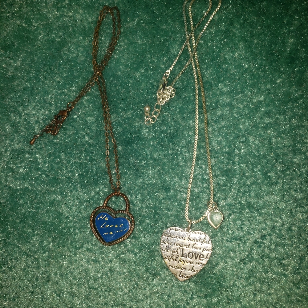 Hot Topic | Women's Love | Heart Necklaces